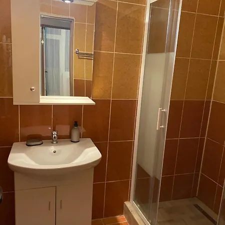 Virgo 3 Summerland Apartamento *