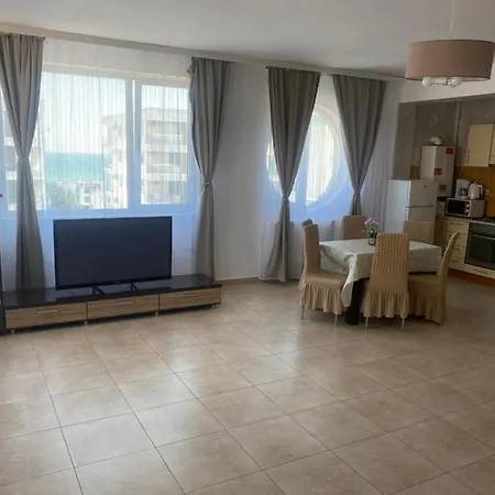Virgo 3 Summerland Apartamento Mamaia