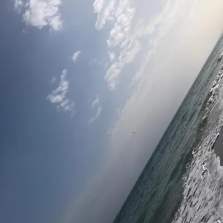 Apartment Virgo 3 Summerland Mamaia