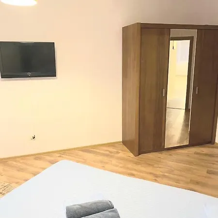 Apartment Virgo 3 Summerland *