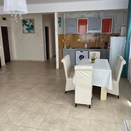 Virgo 3 Summerland Mamaia