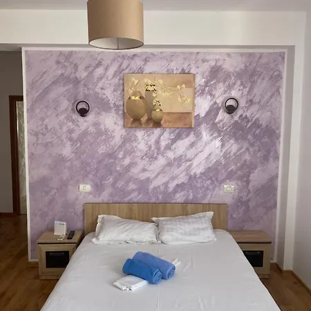 Virgo 3 Summerland Apartment *