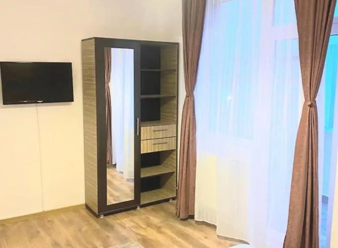 Virgo 3 Summerland * Mamaia