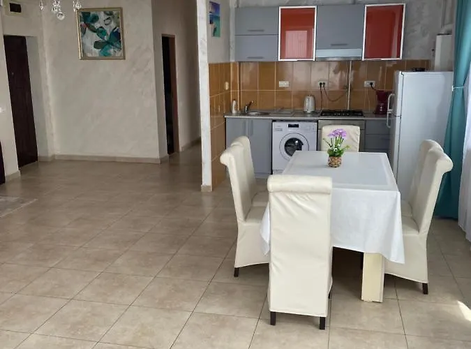 Virgo 3 Summerland Mamaia